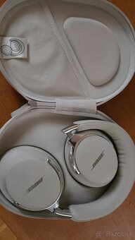 Bose QuietComfort Ultra 2nd Gen - 7