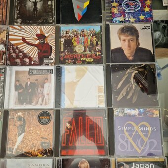 CD-čka...ERIC CLAPTON,CHRIS REA,NAZARETH,SANTANA,RAINBOW... - 7