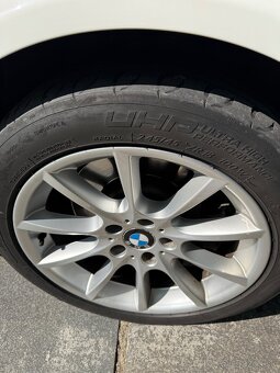 Na predaj: Originálne 18-palcové disky BMW F11 (ET30, 5x120) - 7