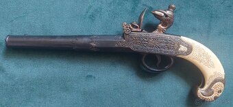 Repliky historických zbraní - 7