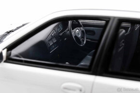 Mitsubishi Lancer EVO III 1:18 - 7