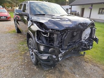 Dodge RAM LARAMIE , 4x4 , full vybava , 2019 rok - 7