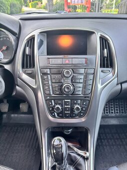Opel Astra 1,4 Turbo - 7
