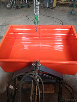 Nesená bedňa lyžica za malotraktor - 7