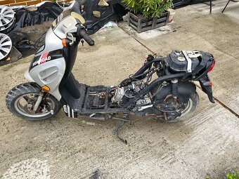 Nekompletny skuter Vonroad 50ccm - 7