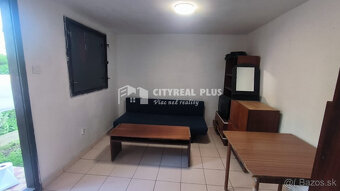 ZNÍŽENÁ CENA Ponúkame na predaj záhradu s murovanou chatkou - 7