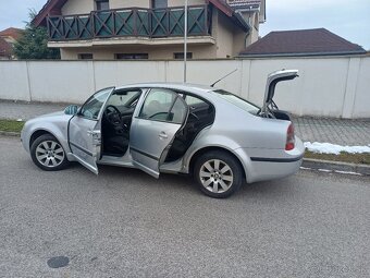 Skoda superB 1.9 tdi .85kw - 7