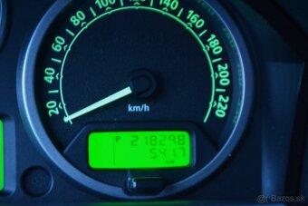 Land Rover Discovery 2.7 4×4 TDV6 HSE A/T - 7