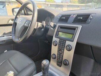 Volvo V50 2.0 100kw M6 - Možné splátky od 19.90 € - 7