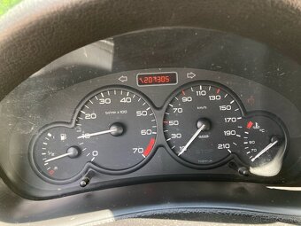 Predám peugeot 206 - 7