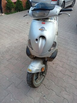 Skúter aprilia - 7