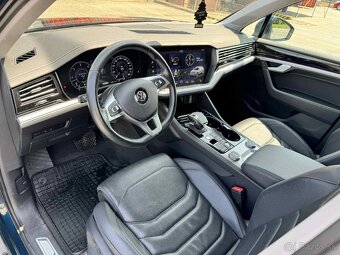 Volkswagen Touareg - 7