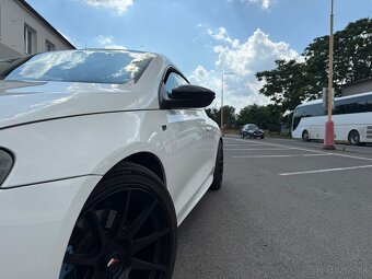 Volkswagen Scirocco - 7