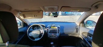 Kia Ceed - 7