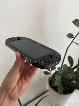 PS VITA OLED +128GB pamäťová karta - 7