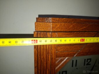 Predám funkčné starožitné štvrťbicie hodiny JUNGHANS s melod - 7