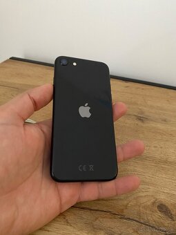 Iphone SE - 7