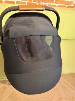 Autosedacka/vajicko Nuna arra next - 7