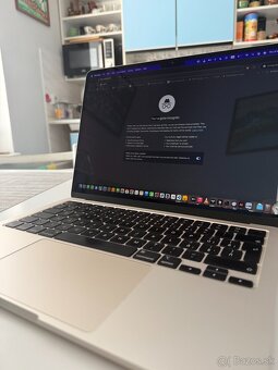 MacBook Air, Starlight, Apple M2, 2022, 16 GB - 7