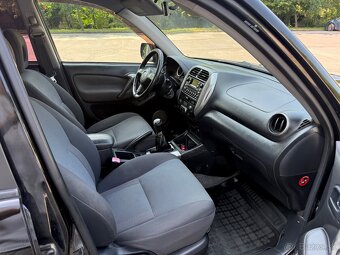 Toyota RAV4 2.0D 4x4 D4D Facelift - 7