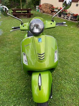 Vespa GTS super 300 - 7