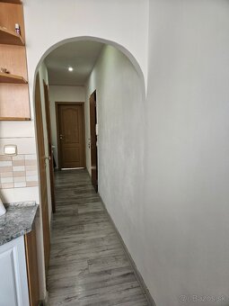 Na predaj zrekonštruovaný 2 izbový byt v Dubnici nad Váhom. - 7