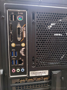 Cooler Master Silencio S600 presklená skrinka, zdroj, disk - 7