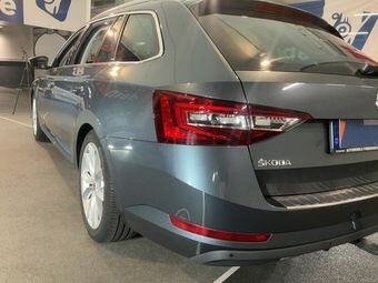 Škoda Superb Combi 2.0 TDI 4x4 Style M6 - 7