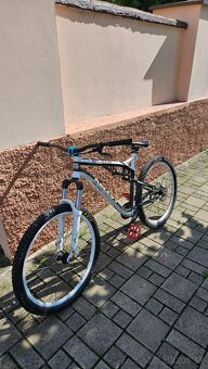 Predávam celoodpruzeny bicykel kellys - 7