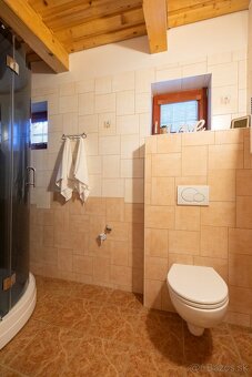 3-poschodová chata vo Zvolene na Západe, celoročná - 7