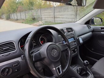 Predam Volkswagen Golf 6 Variant 1.6. TDI 77 KW Rok 2011 - 7