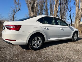 Škoda Superb 2.0 TDI, 110 kW, 66 000 km, 2020, manuál. - 7