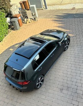 Ponúkam na predaj Golf 7 Gti performance DSG - 7