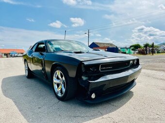 Dodge Challenger R/T Plus V8 5.7 Hemi - 7