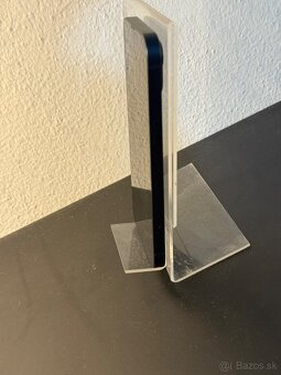 Predám Apple iPhone 13 256GB Black Bežné známky používania - 7
