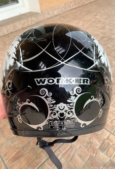 Worker - 7