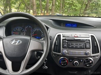 Hyundai i20, 83400km, TK+EK do 4.7.2027, KLÍMA, ISOFIX - 7