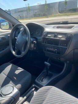 Honda Civic 6g 1.5 V-tec automat - 7