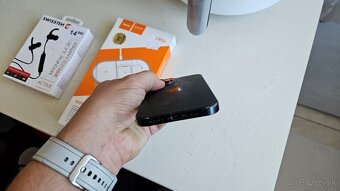 Apple iPhone 15 tmavý 128GB - aj vymením - 7