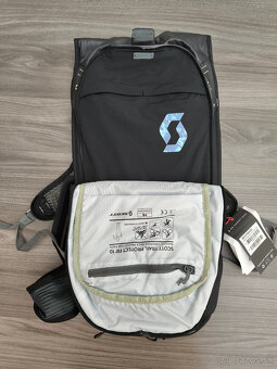 Nový ruksak Scott Trail Protect 10l s integrovaným chráničom - 7