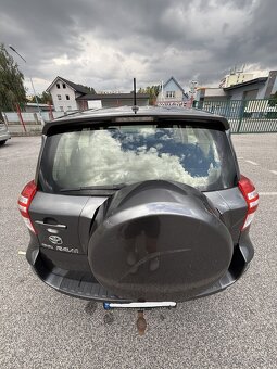 Toyota RAV4 2.2 D-4D 4x4, 110 kW, 2012 - 7