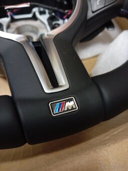 Športový alcantara BMW volant - 7