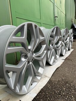 Elektróny range Rover velar r21 , 5x112 - 7
