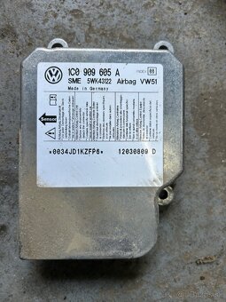 VW Golf 4 1,9 TDI diely - 7