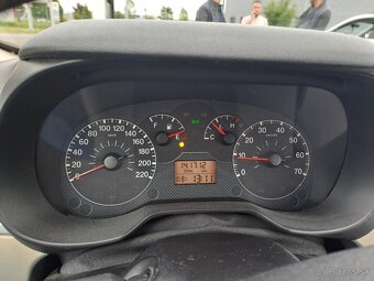 Fiat Grande Punto - 7