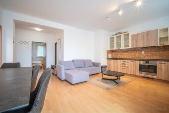 Predaj: 3 izbový byt 76 m2, Petržalka, Bratislava - 7