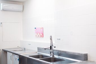 odpredaj gastro prevádzky s pokračovaním nájmu - Nitra - 7