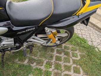 Yamaha XJR 1300 – r. 2001 - 7