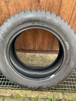 Predám pneumatiky Dunlop - 7