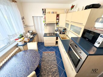 NA PREDAJ VEĽKÝ 3 IZB. BYT S LOGGIOU, 84M2, UL. S. JURKOVIČA - 7